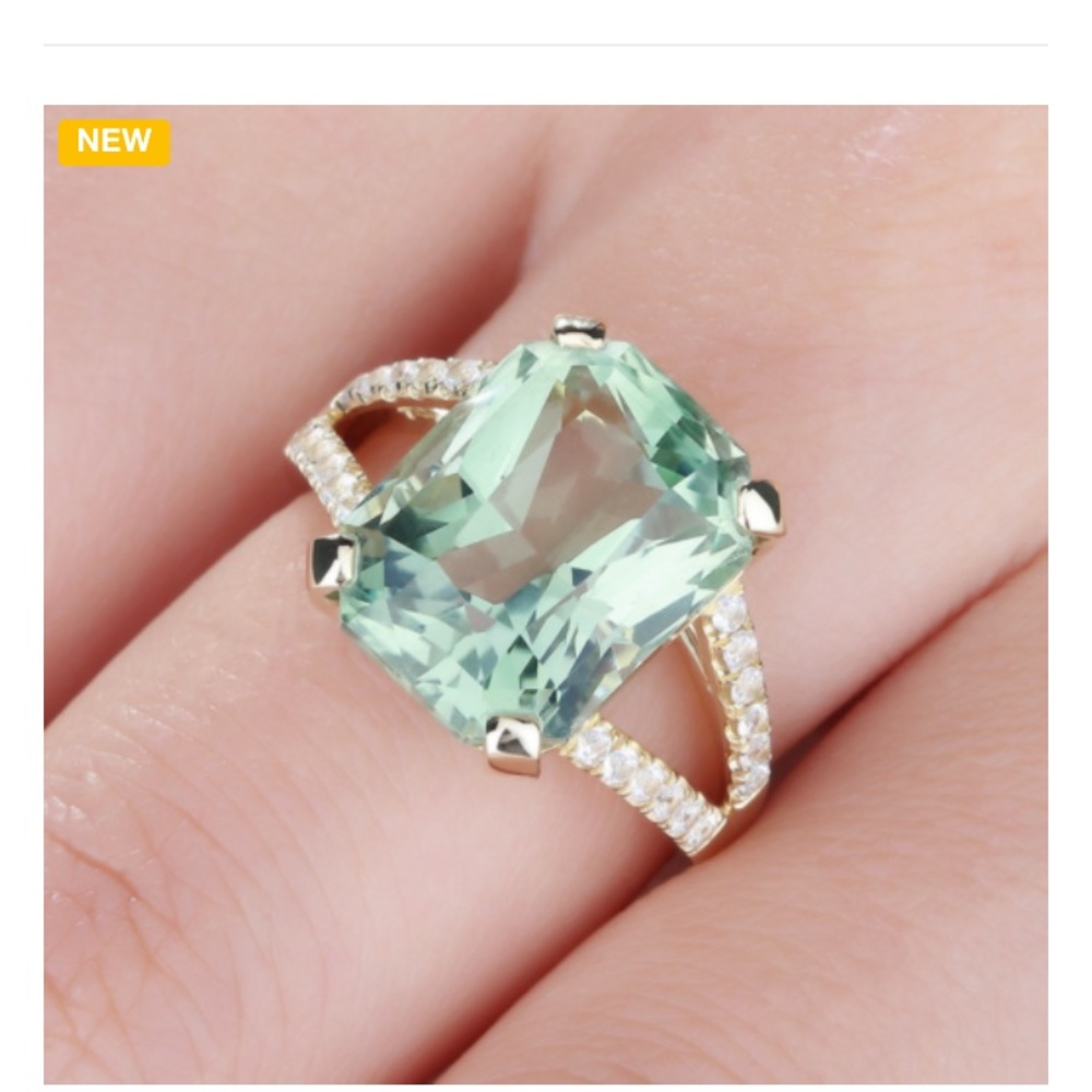 3CTW  Ring Inlaid Green Tourmaline ring 💍